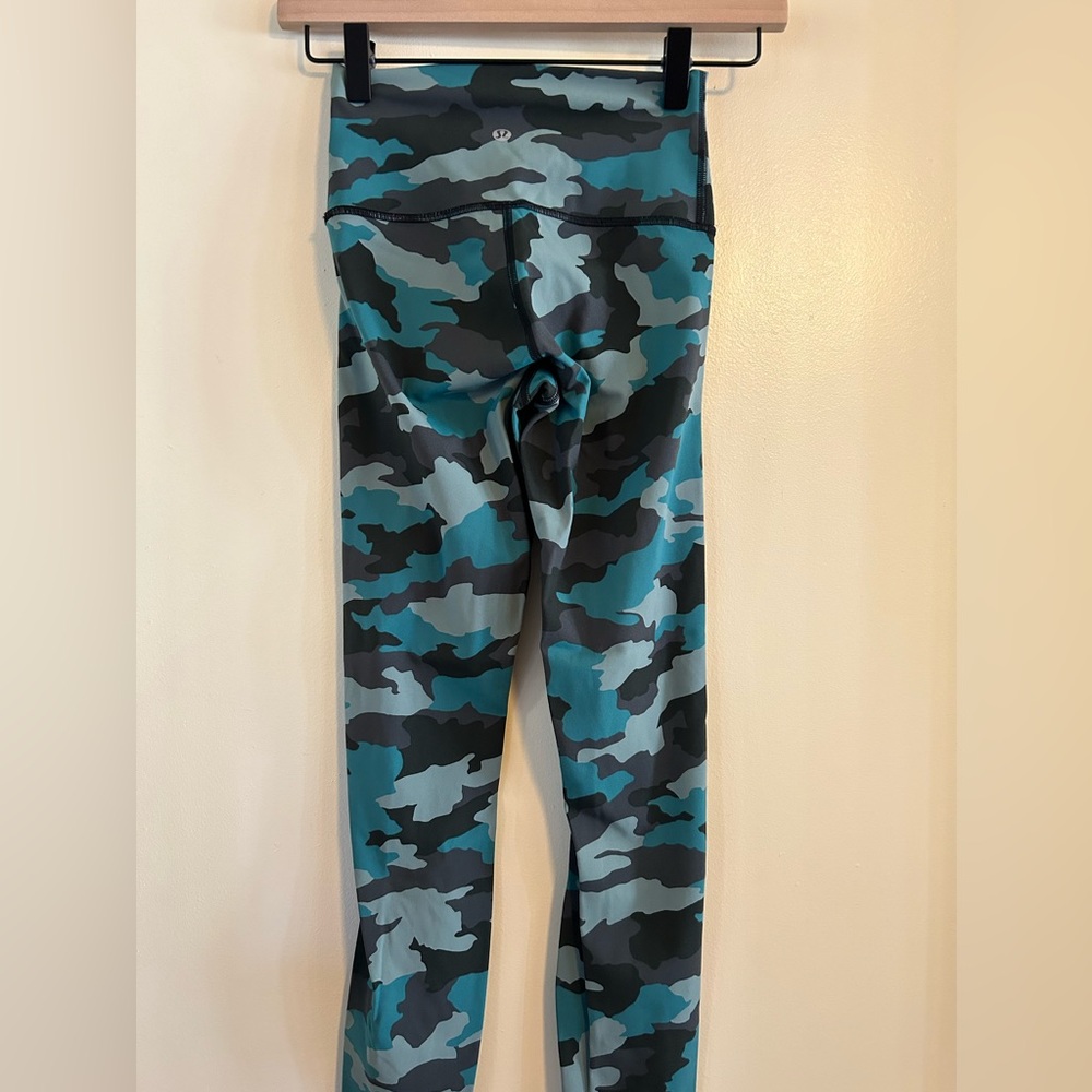 Lululemon Wunder Under 25 - Blue Camo
